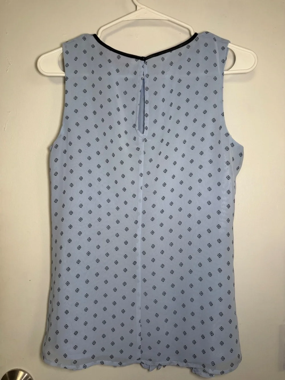 Elle Light Blue Sleeveless Pleat-Front Blouse